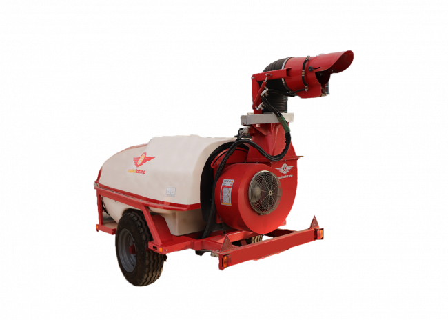 Trailed sprayer with single cannon, Navarone series, by Mañez y Lozano
