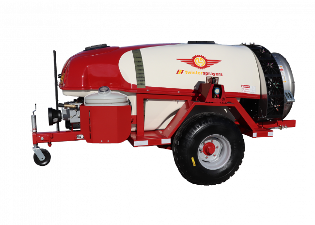 Super Twister Moon trailed sprayer by Mañez y Lozano