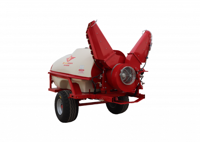 Trailed sprayer with double cannon, Navarone series, by Mañez y Lozano