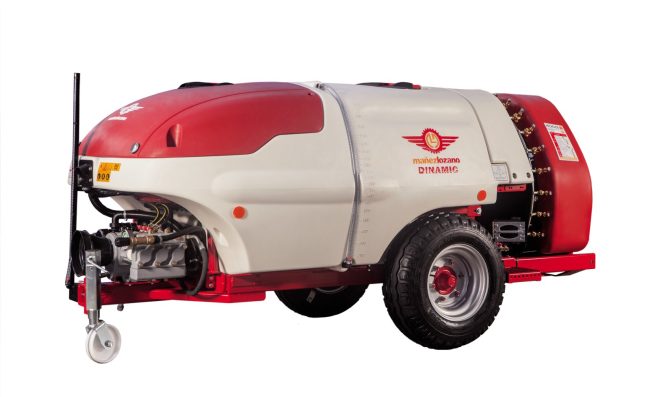 Narrow Dinamic trailed sprayer by Mañez y Lozano